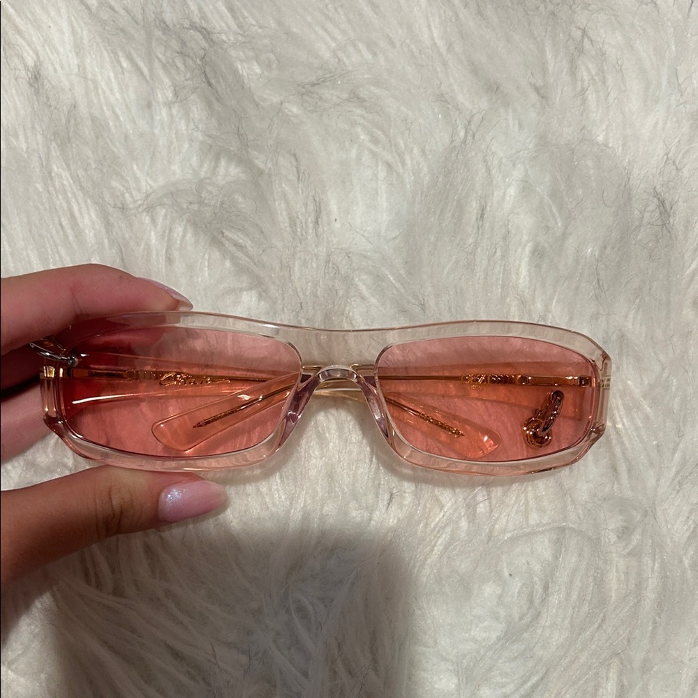 Dezi CHULA Sunglasses - CRYSTAL PINK / BLUSH